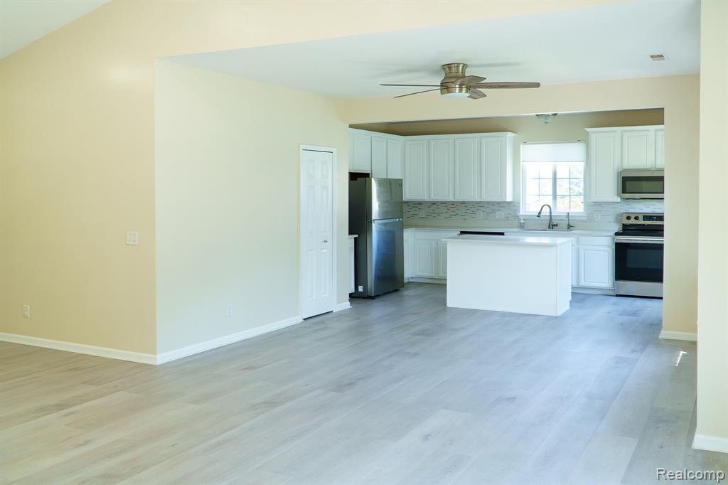 1803 Pinecroft Drive, Canton, MI 48188 — Photo 48