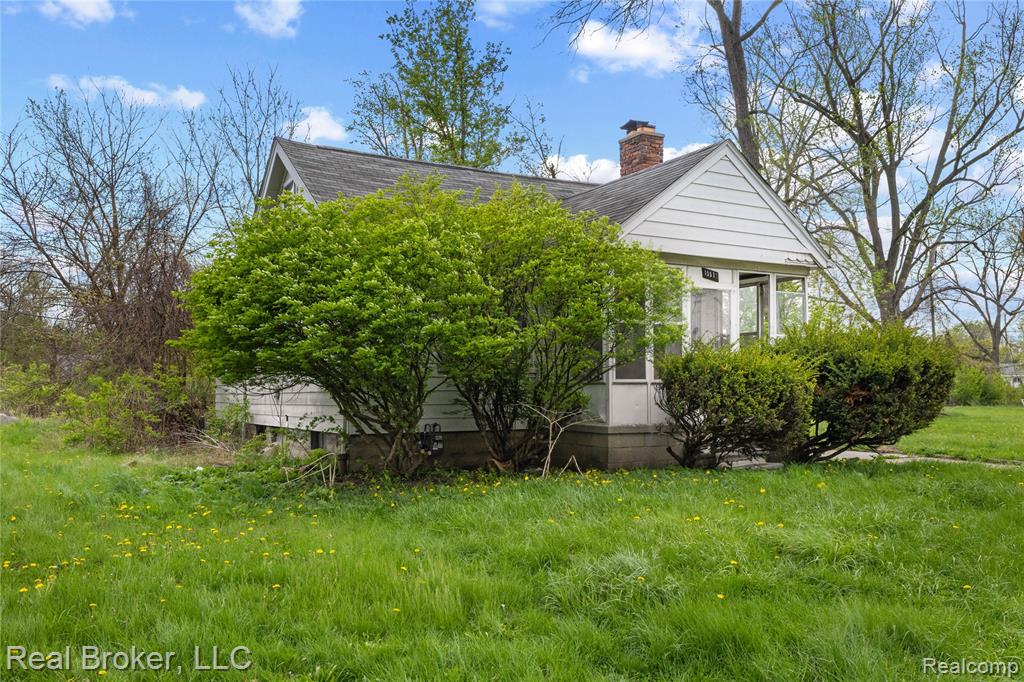 13576 Warwick Street, Detroit, MI 48223 — Photo 3