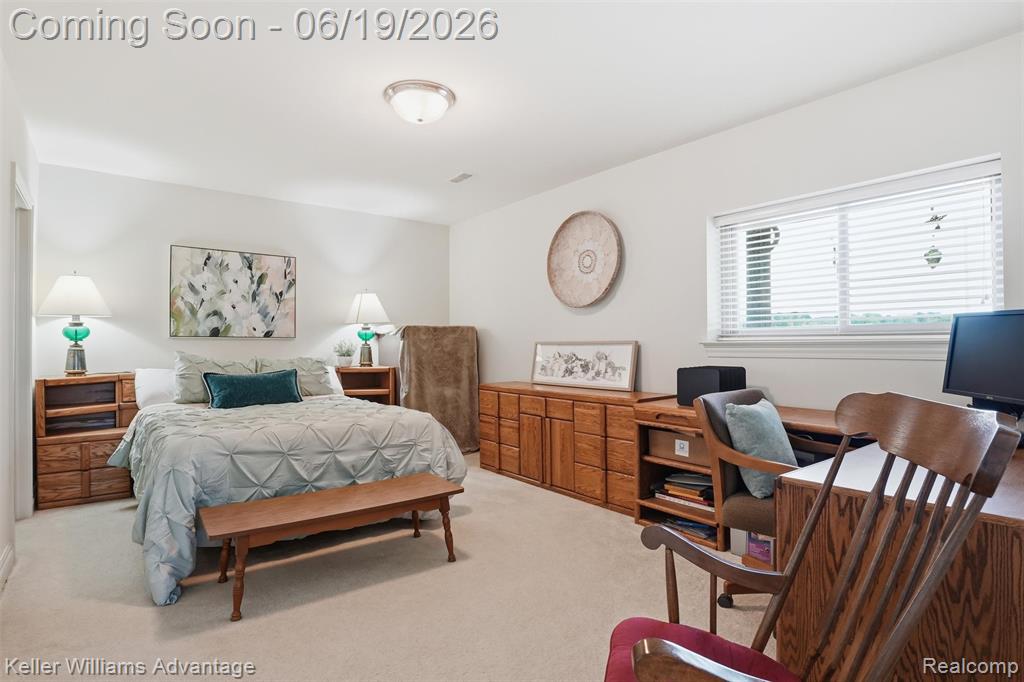 49354 Peninsular Drive, Belleville, MI 48111 — Photo 38