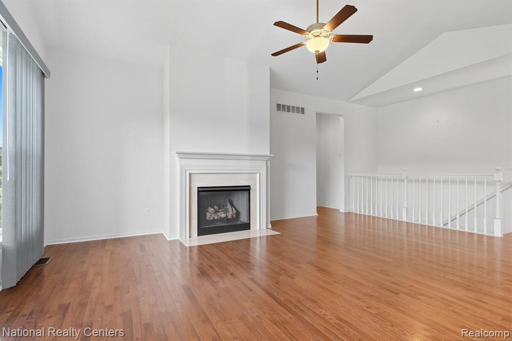 4160 Wrenwood Lane, 29, Canton, MI 48188 — Photo 4
