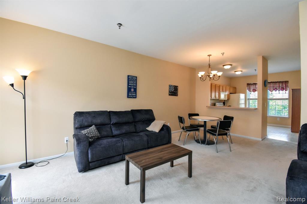 25467 SAINT JAMES, Southfield, MI 48075 — Photo 10