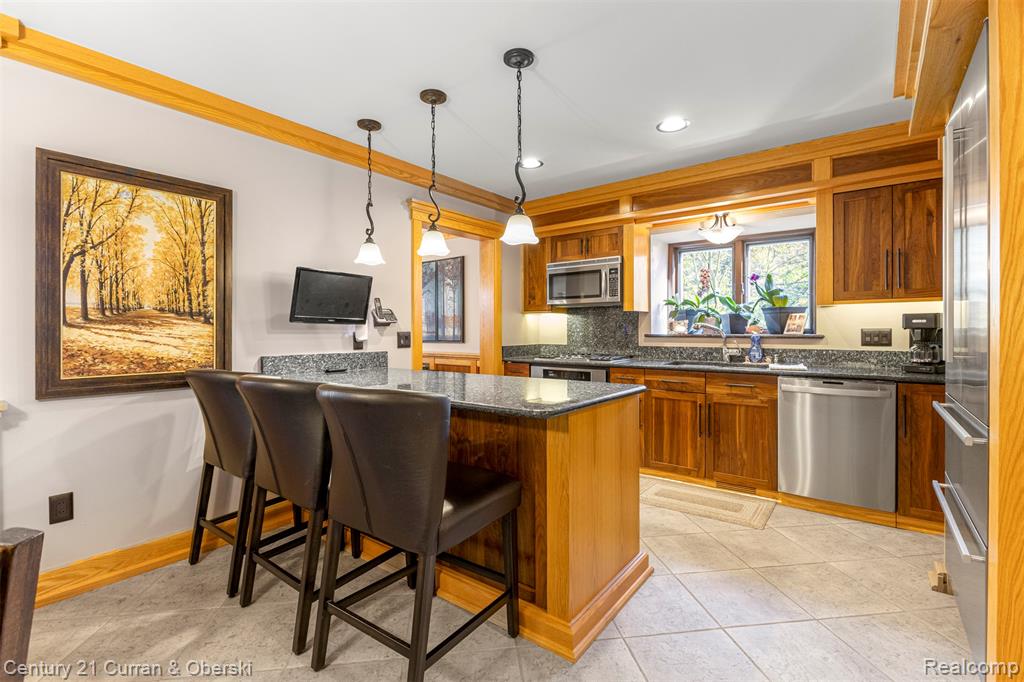 42049 Farm Lane Court, Sterling Heights, MI 48313 — Photo 19