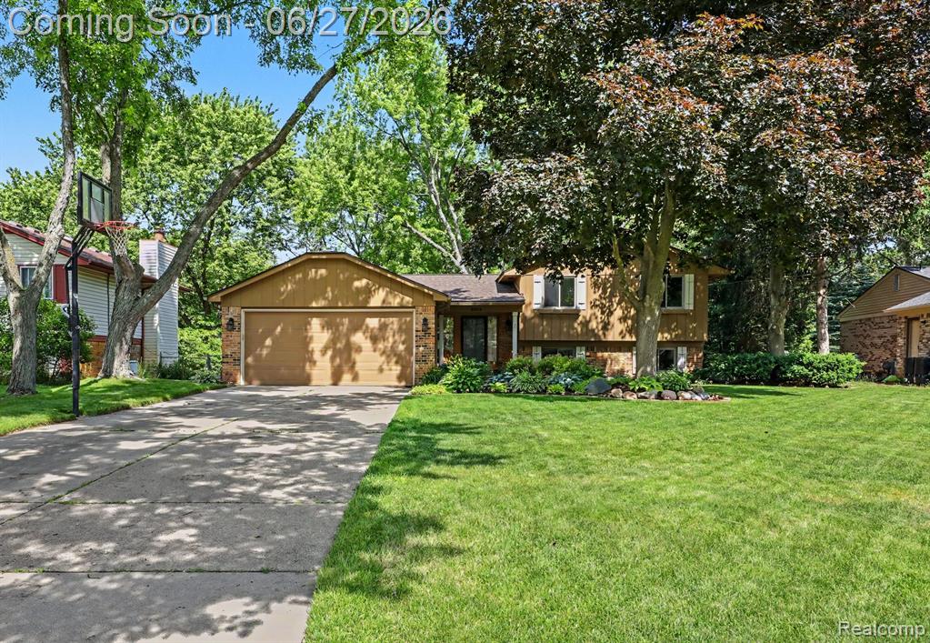5134 Old Cove Road, Clarkston, MI — Photo 2