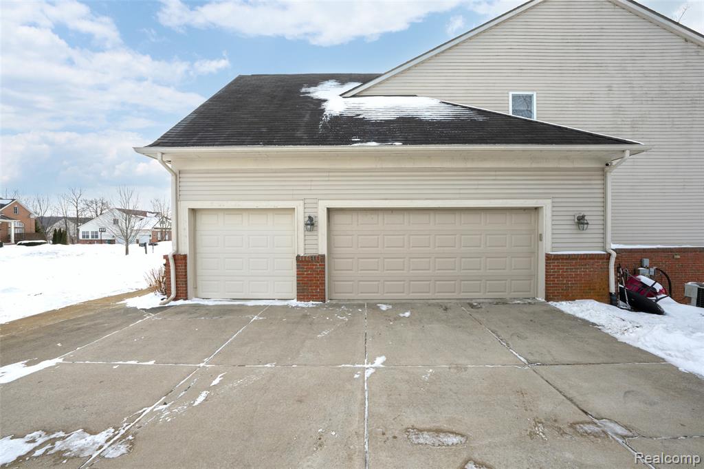 9623 Windsor Lane, Clarkston, MI 48348 — Photo 42