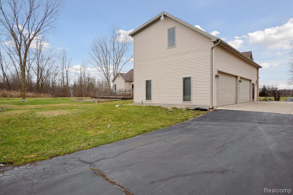 4434 N JENNINGS Road, Flint, MI 48504 — Photo 61