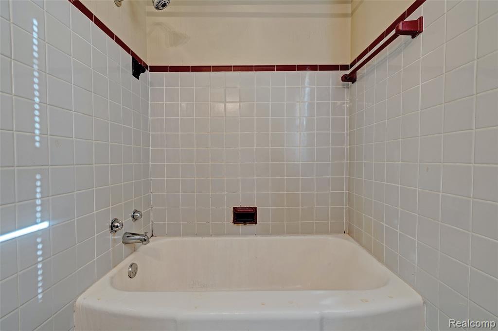 5890 Grange Hall Road, Holly, MI 48442 — Photo 21