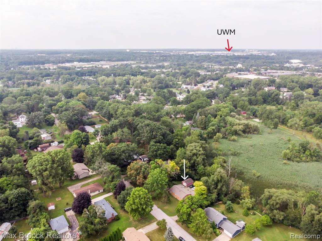 465 Robert Court, Auburn Hills, MI 48326 — Photo 21