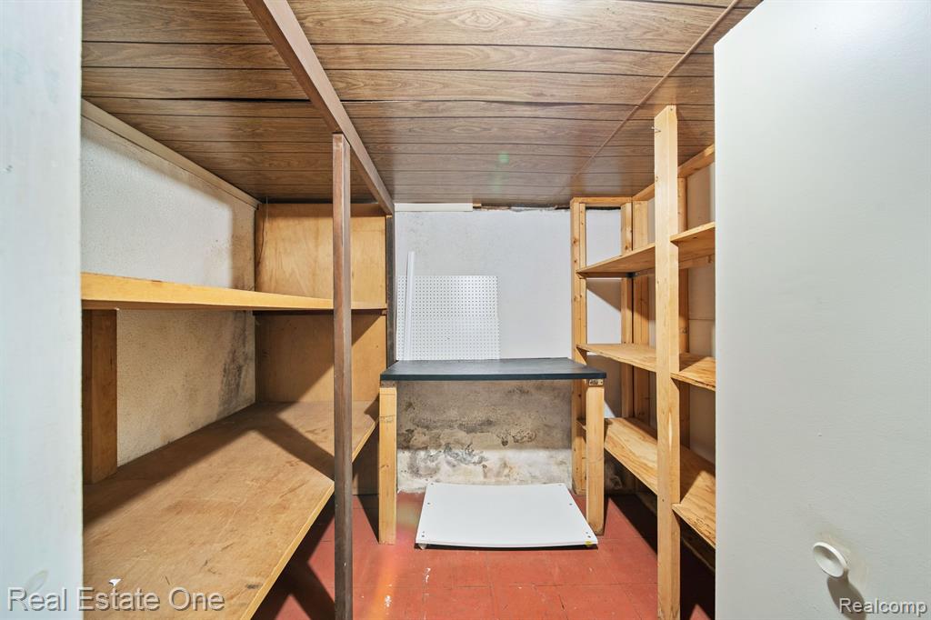 819 S HIGHLAND Street, Dearborn, MI 48124 — Photo 34