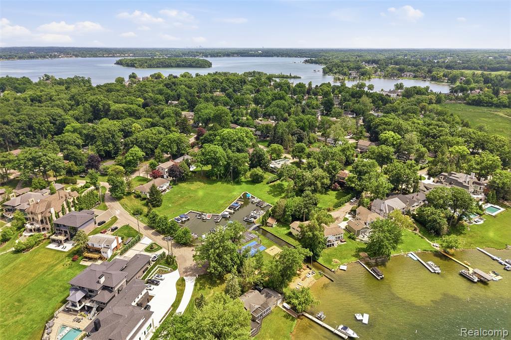5110 Kitson Lane, West Bloomfield, MI 48324 — Photo 50
