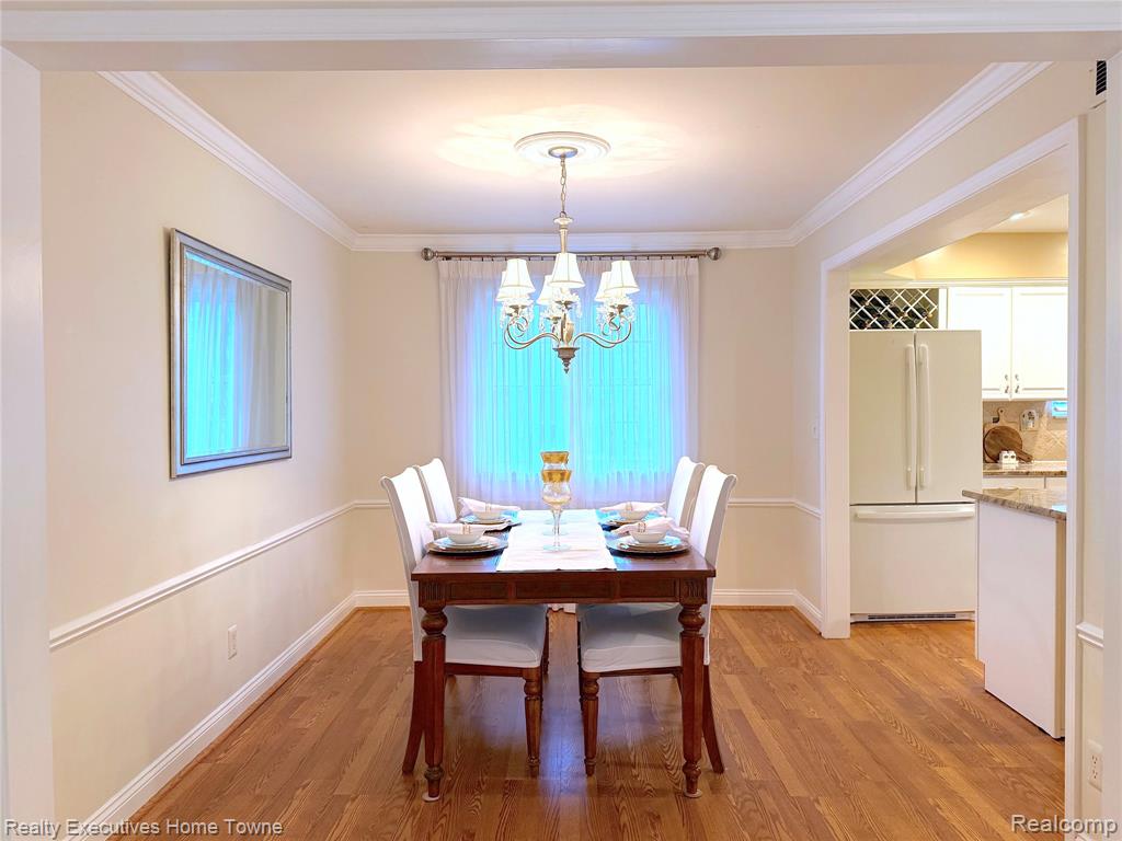 40552 Lizabeth Drive, Sterling Heights, MI 48313 — Photo 9