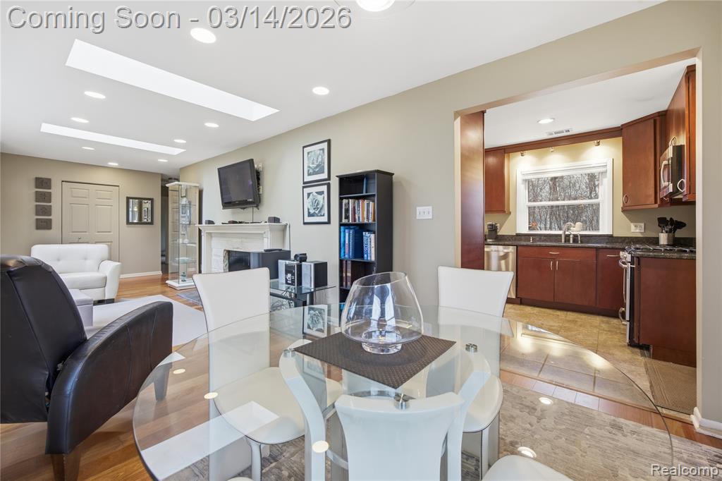 16145 Madoline Street, Beverly Hills, MI 48025 — Photo 4