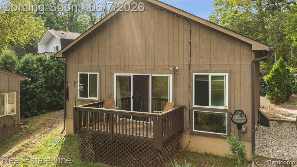200 E CANYON Drive, Milford, MI 48380 — Photo 66