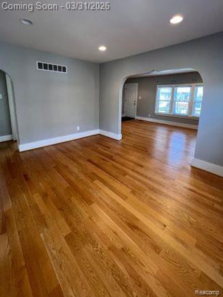 41 W ELZA Avenue, Hazel Park, MI 48030 — Photo 2