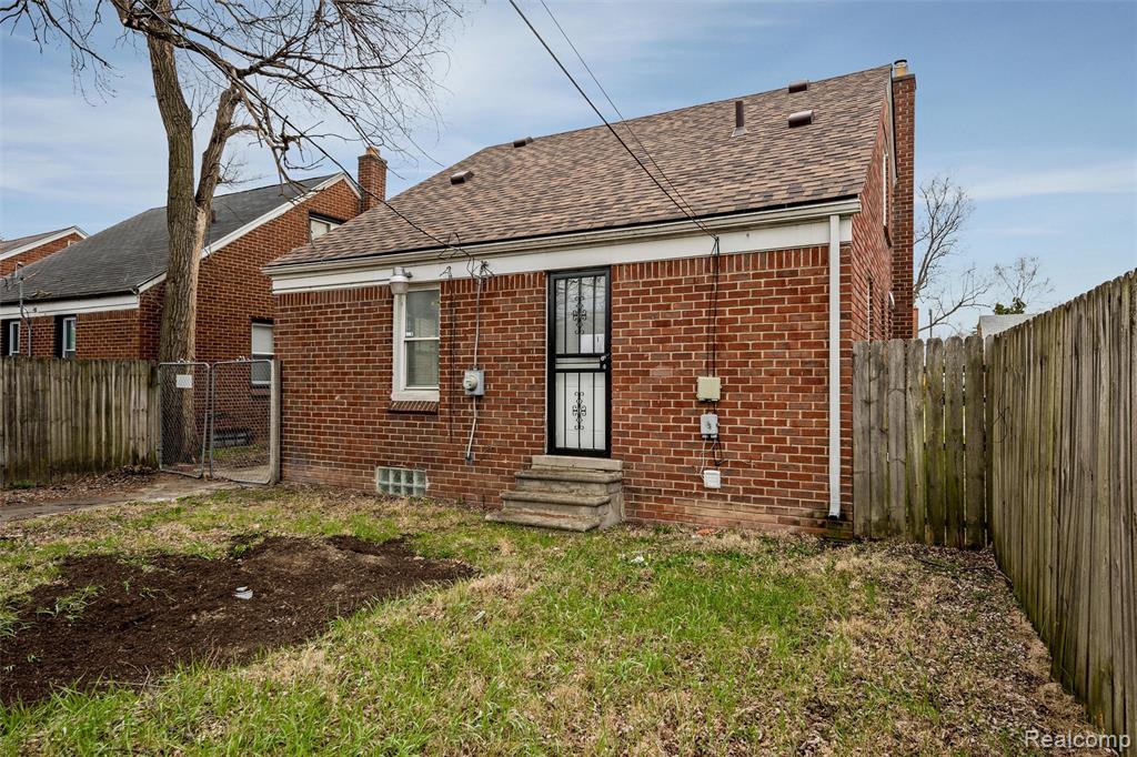 19477 Prest Street, Detroit, MI 48235 — Photo 29