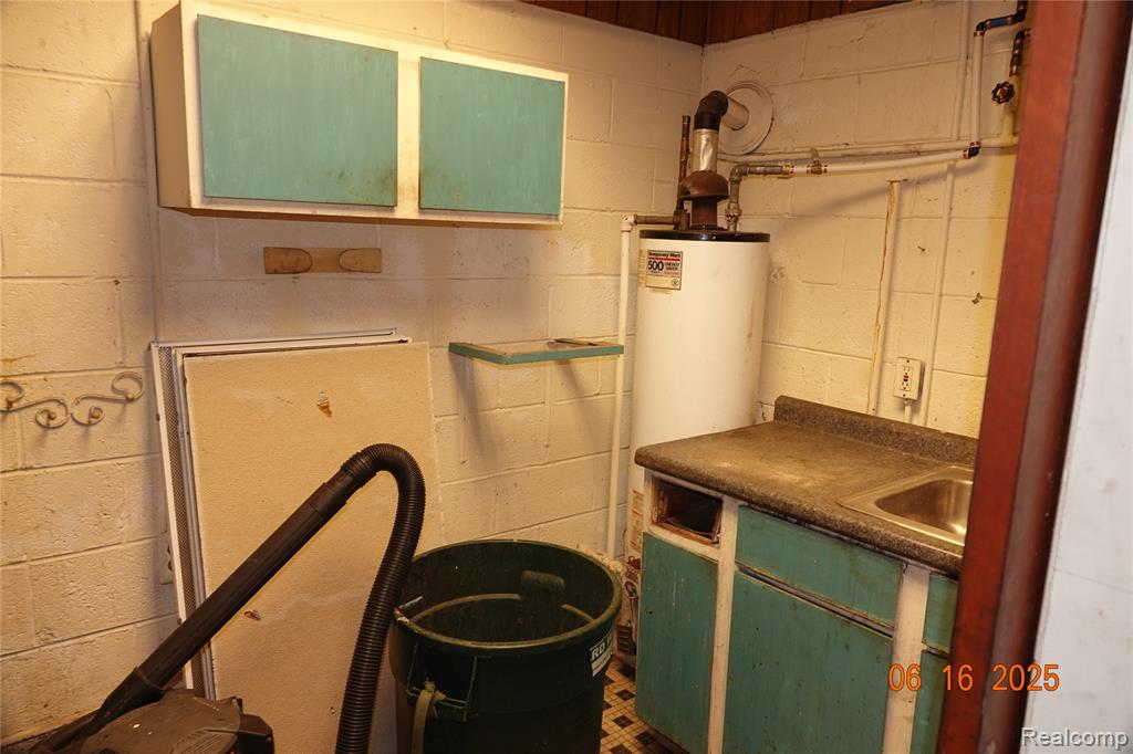6703 E 9 MILE Road, Warren, MI 48091 — Photo 12