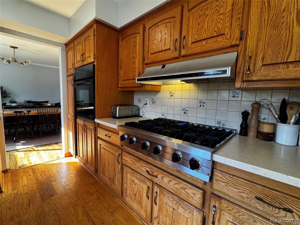 855 Avon Court, Grosse Pointe Woods, MI 48236 — Photo 34