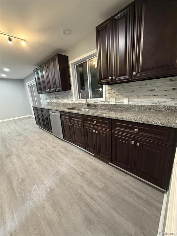 644 Meadowlawn Street, Saginaw, MI 48604 — Photo 13