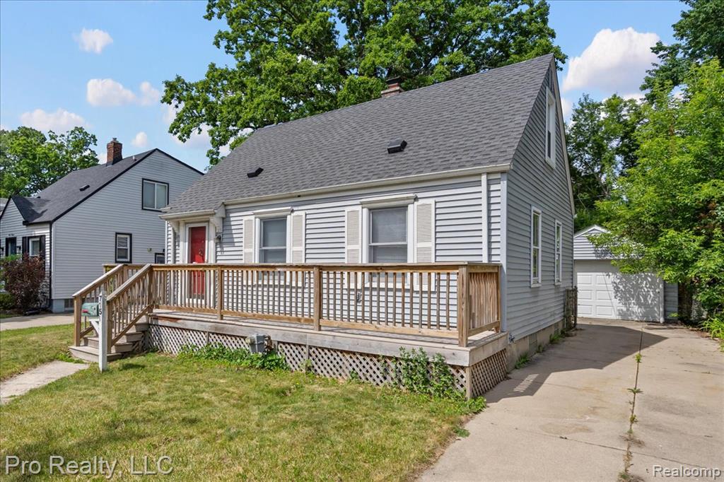 715 N Altadena Avenue, Royal Oak, MI 48067 — Photo 2