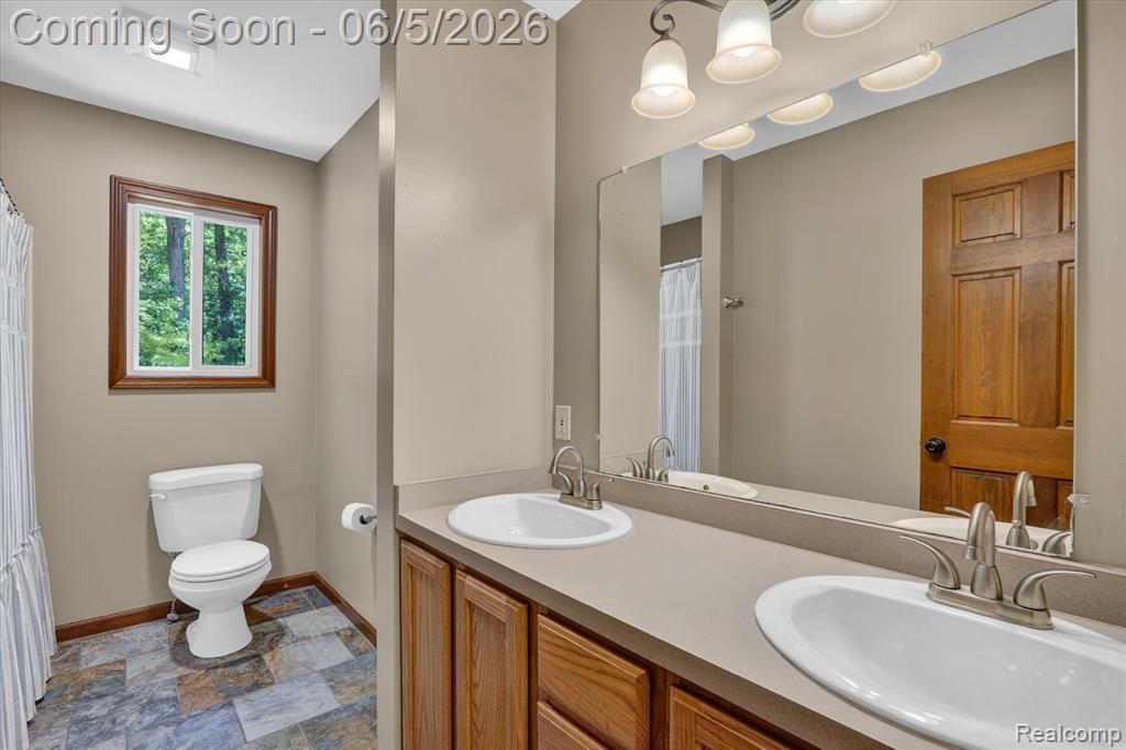 15129 Locust Grove Drive, Byron, MI 48418 — Photo 34