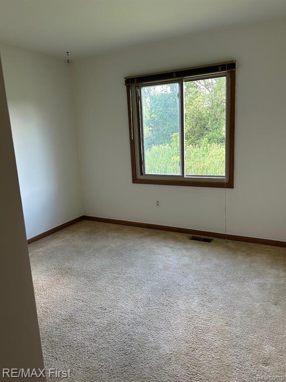 43719 Hartford Drive, 334, Clinton Twp, MI 48038 — Photo 12