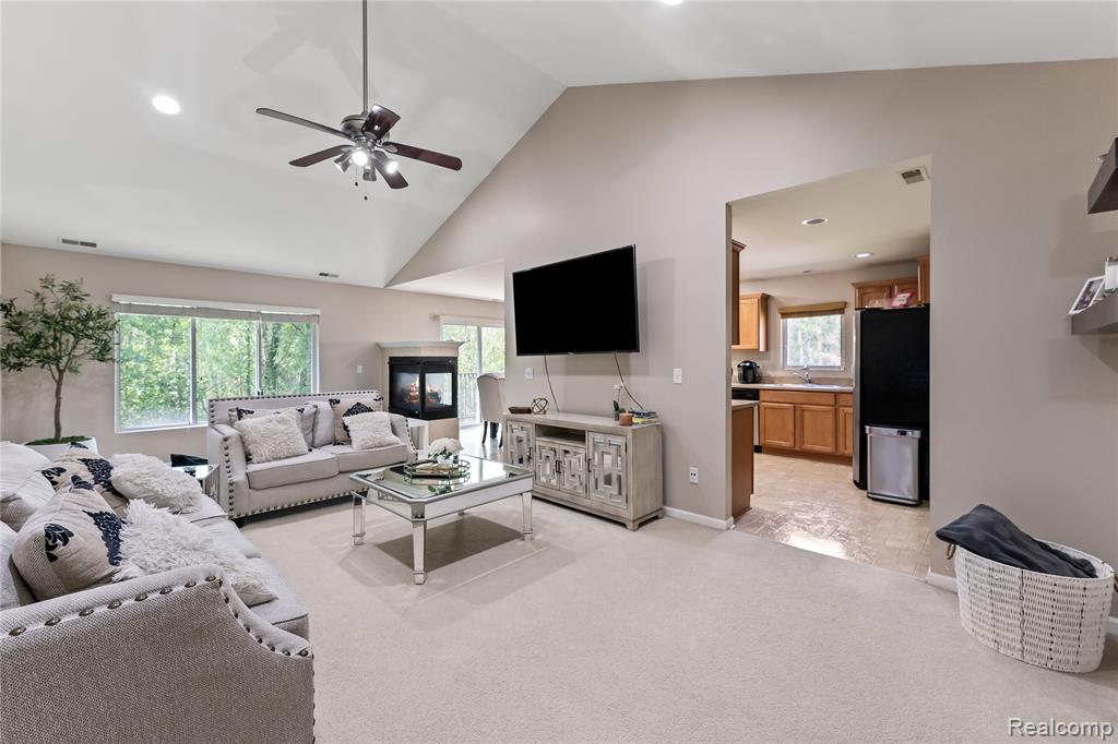 3522 Eagle Creek, Utica, MI 48317 — Photo 4
