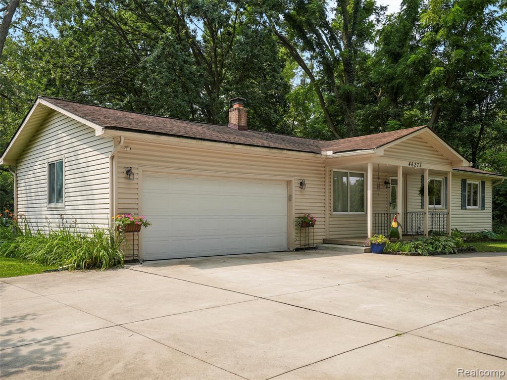 46275 W 11 Mile Rd, Novi, MI — Photo 3