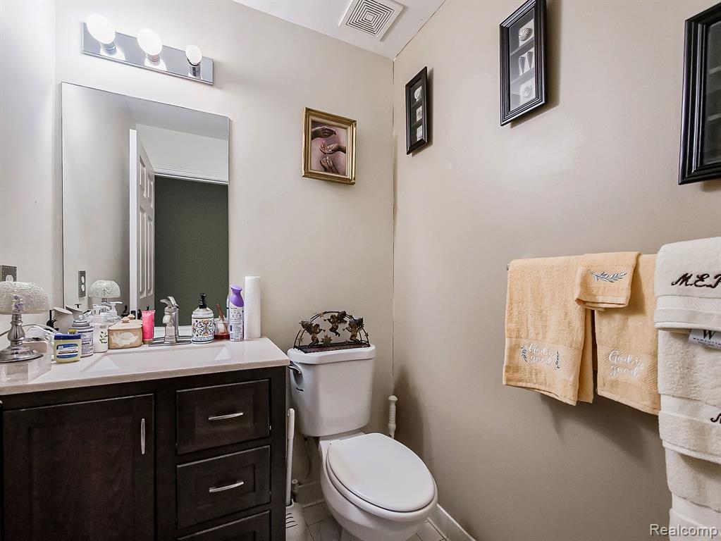 7836 CHLOE, Van Buren, MI 48111 — Photo 9