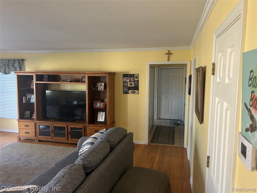 720 Arlington Circle, Marysville, MI 48040 — Photo 19