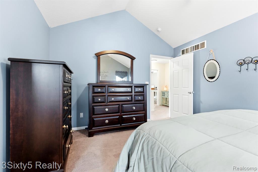 33188 Mallard Drive, Rockwood, MI — Photo 20