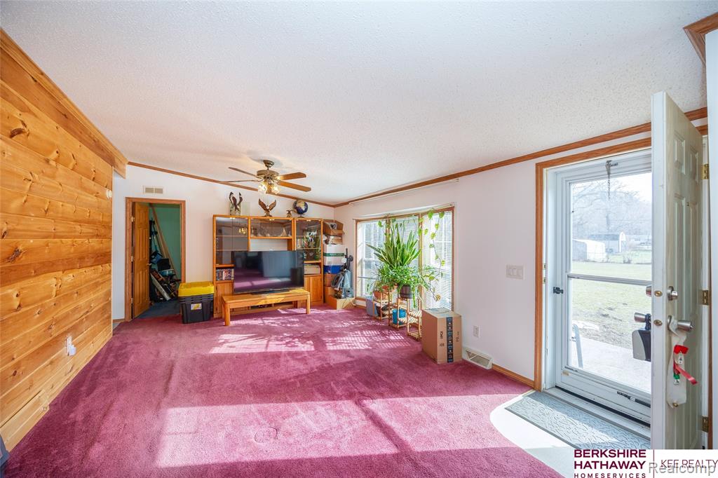 19090 Sumpter Road, Belleville, MI 48111 — Photo 45
