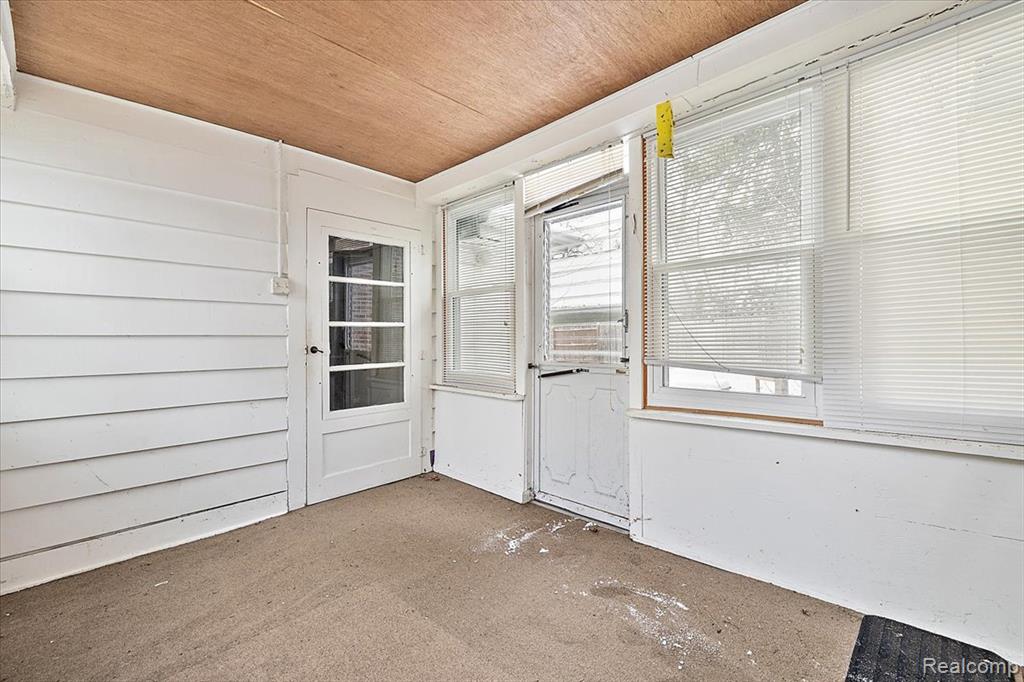 14001 Balfour Street, Oak Park, MI 48237 — Photo 5