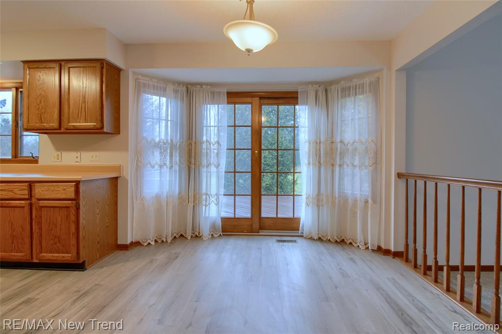 7252 STEEPLECHASE Drive, Saline, MI 48176 — Photo 11