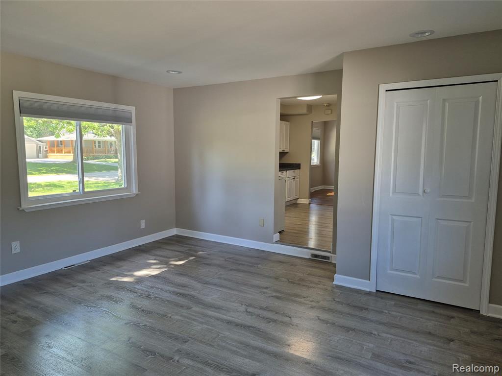 5364 Drayton Road, Clarkston, MI — Photo 3