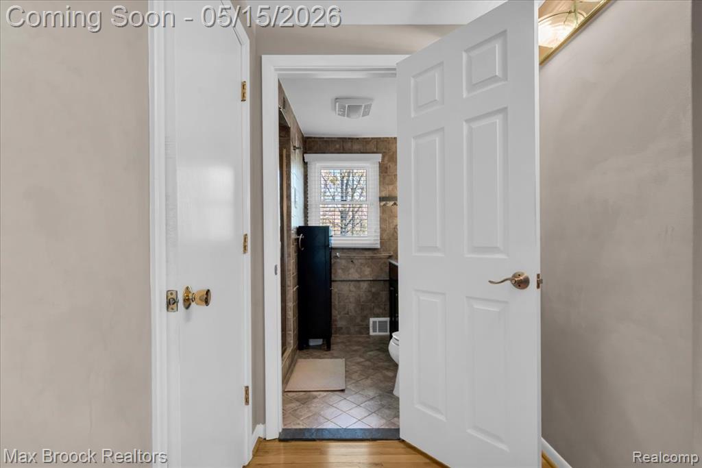 5939 Dunmore Drive, West Bloomfield, MI — Photo 20