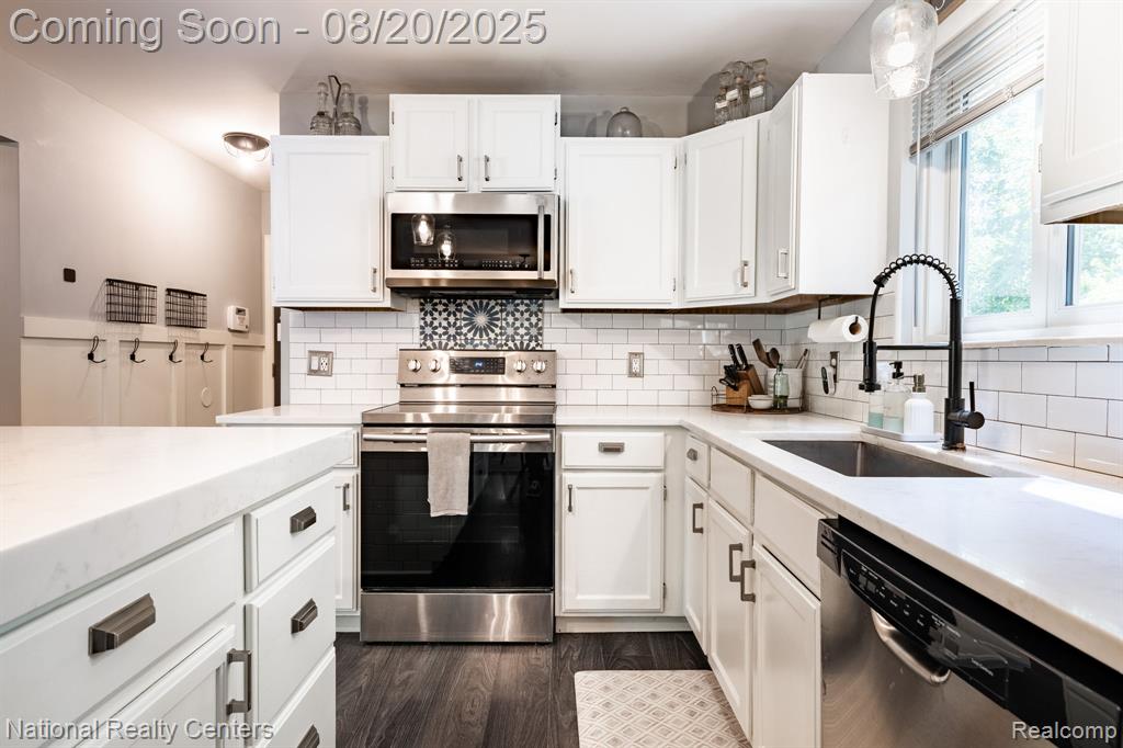 9275 Thendara Boulevard, Clarkston, MI 48348 — Photo 9