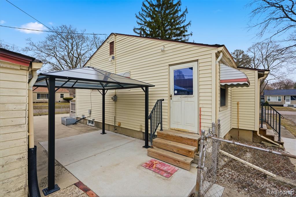 916 Buckingham Avenue, Flint, MI 48507 — Photo 23