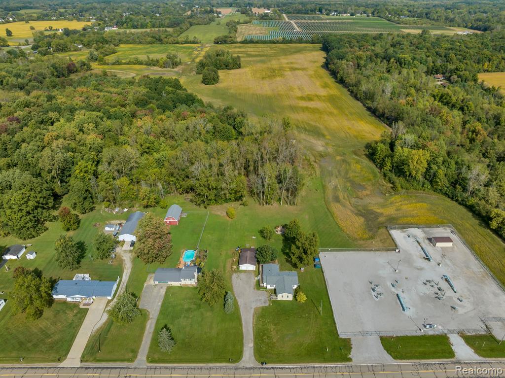 7167 E CARPENTER Road, Davison, MI 48423 — Photo 35
