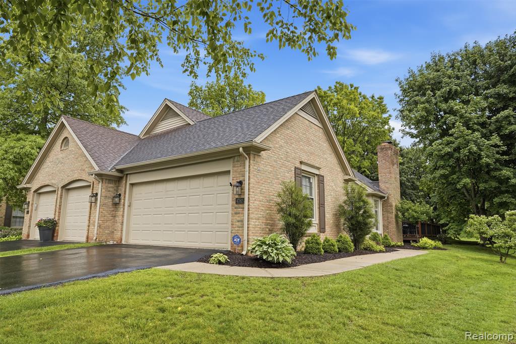 4782 Pine Eagles Drive