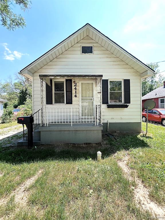 2414 Thom Street, Flint, MI 48506