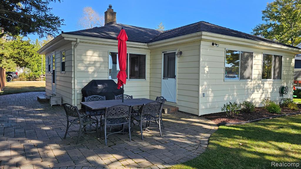 9940 BLUEWATER Drive, Pinckney, MI 48169 — Photo 11