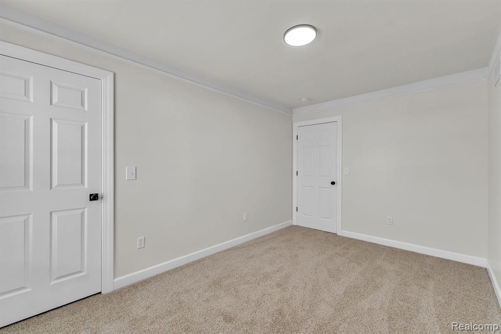 9363 MITCHELL Street, Hamtramck, MI 48212 — Photo 24