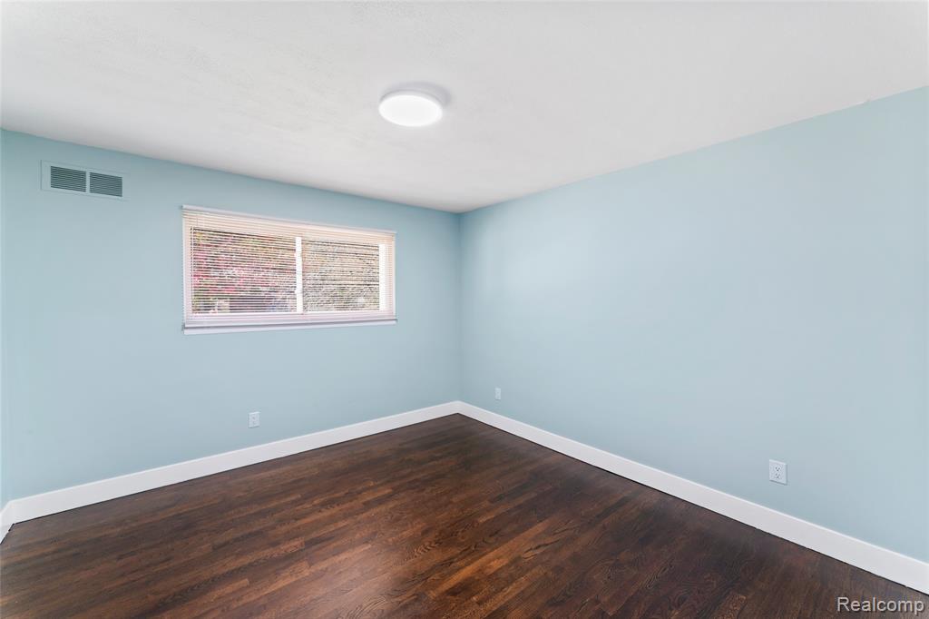 7918 Fleet Street, Canton, MI 48187 — Photo 24