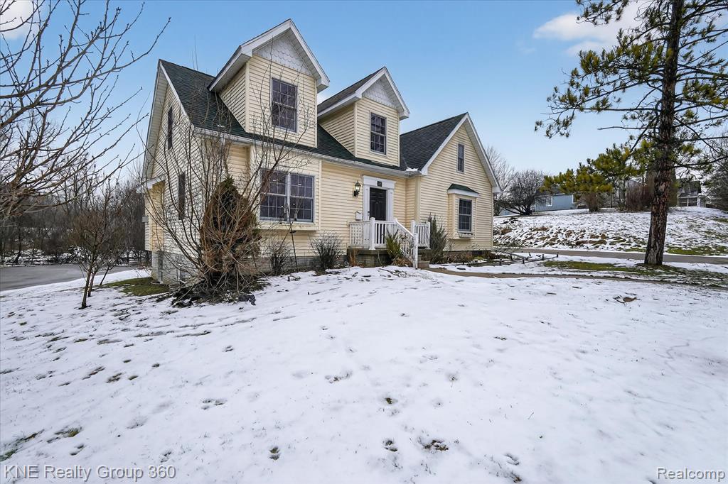 407 Center Street, Clio, MI 48420 — Photo 2