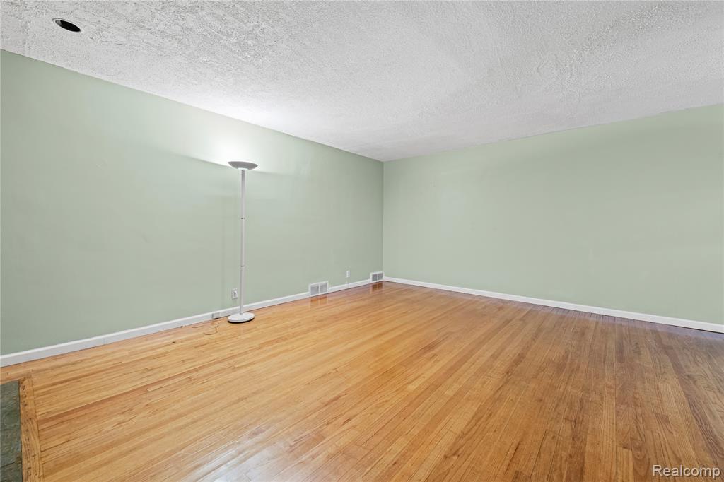 19960 Lichfield Road, Detroit, MI 48221 — Photo 12