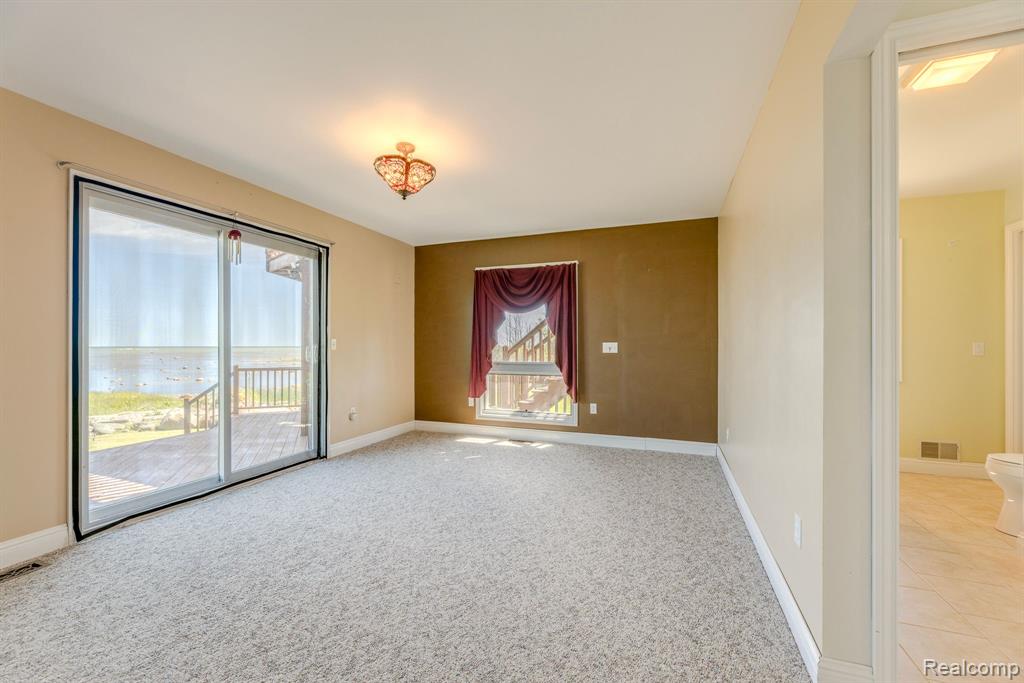 6455 LAKEVIEW Drive, MI — Photo 42