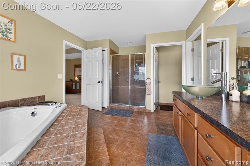 6575 Sadie Lane, Belleville, MI 48111 — Photo 28