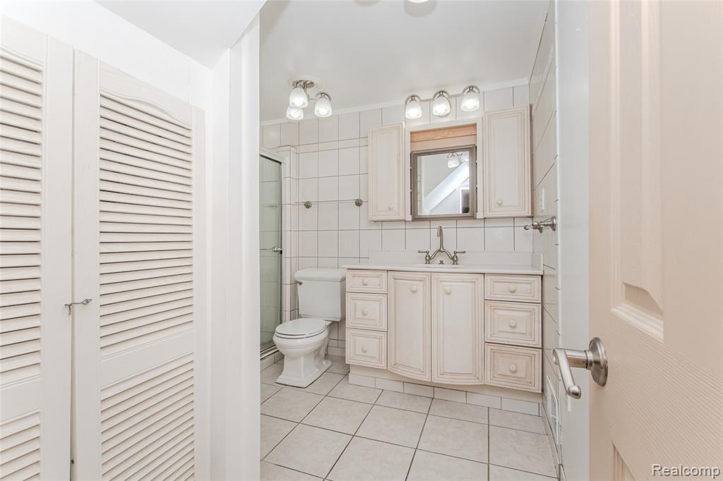 9042 Gale Road, White Lake, MI — Photo 45