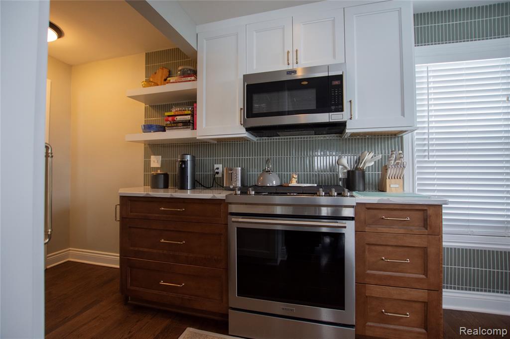 550 Pinecrest Drive, Ferndale, MI 48220 — Photo 8