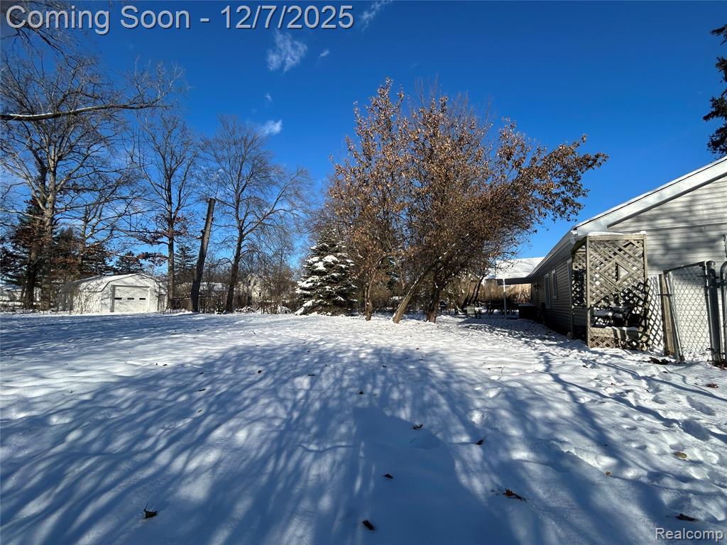 2488 Willow Beach Street, Keego Harbor, MI 48320 — Photo 5