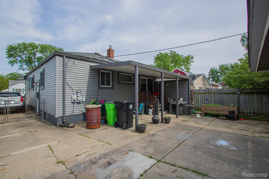 27825 Garfield Street, Roseville, MI 48066 — Photo 28